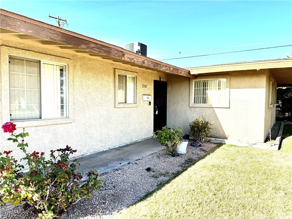 1307 Tamerack Avenue