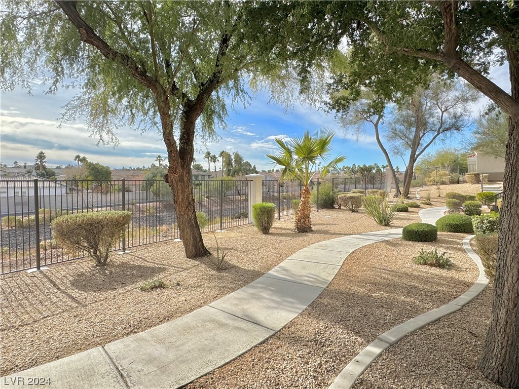 2325 Windmill Parkway 821