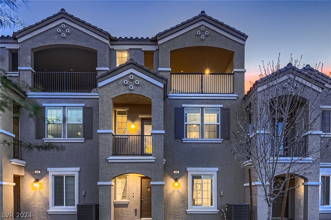 490 Filaree Place