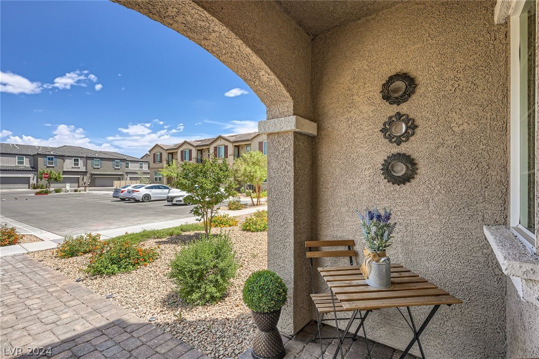 486 Filaree Place