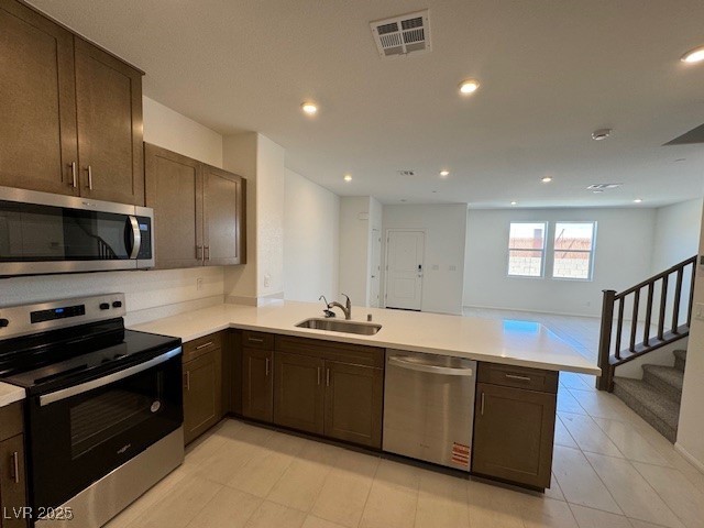 6704 Nimbus Avenue lot 16