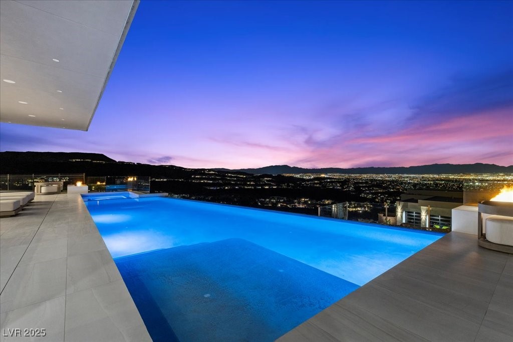 615 Scenic Rim Drive