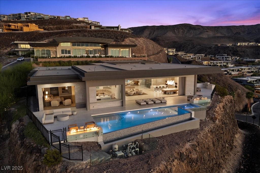 615 Scenic Rim Drive