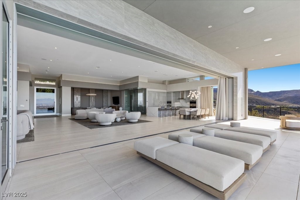 615 Scenic Rim Drive