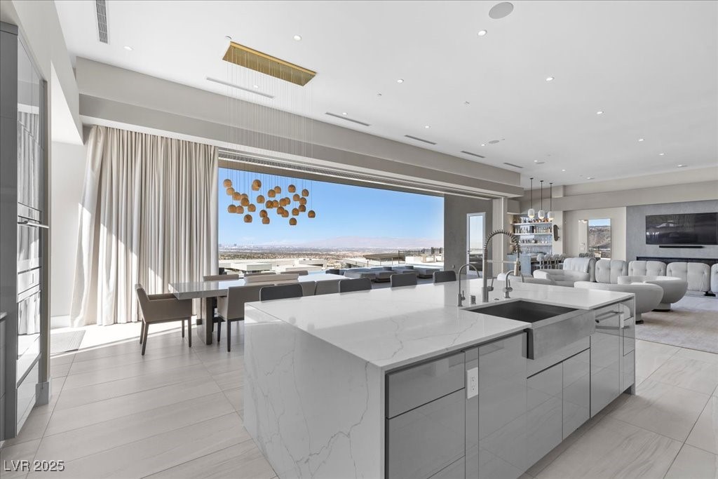 615 Scenic Rim Drive