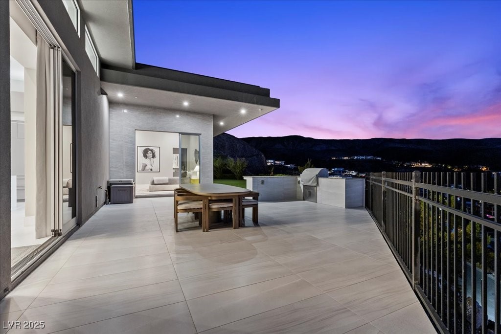 615 Scenic Rim Drive