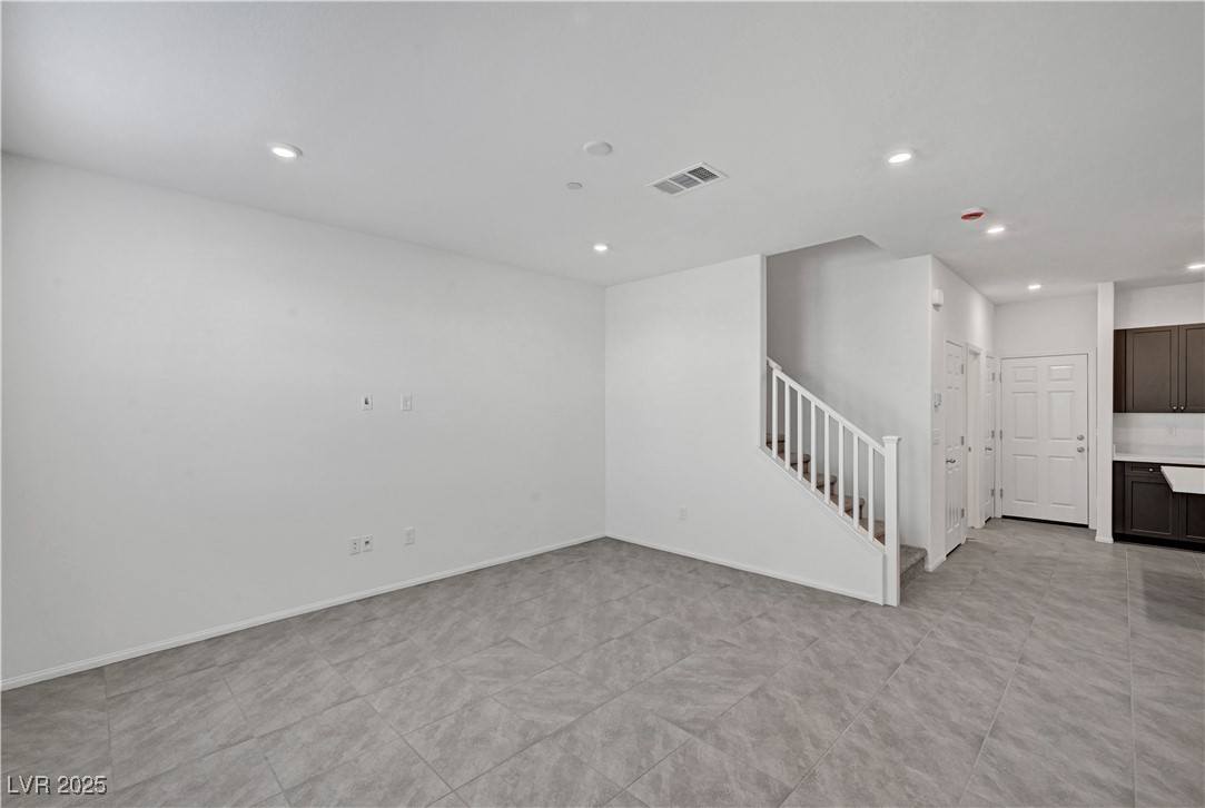 1151 Heliodor Avenue