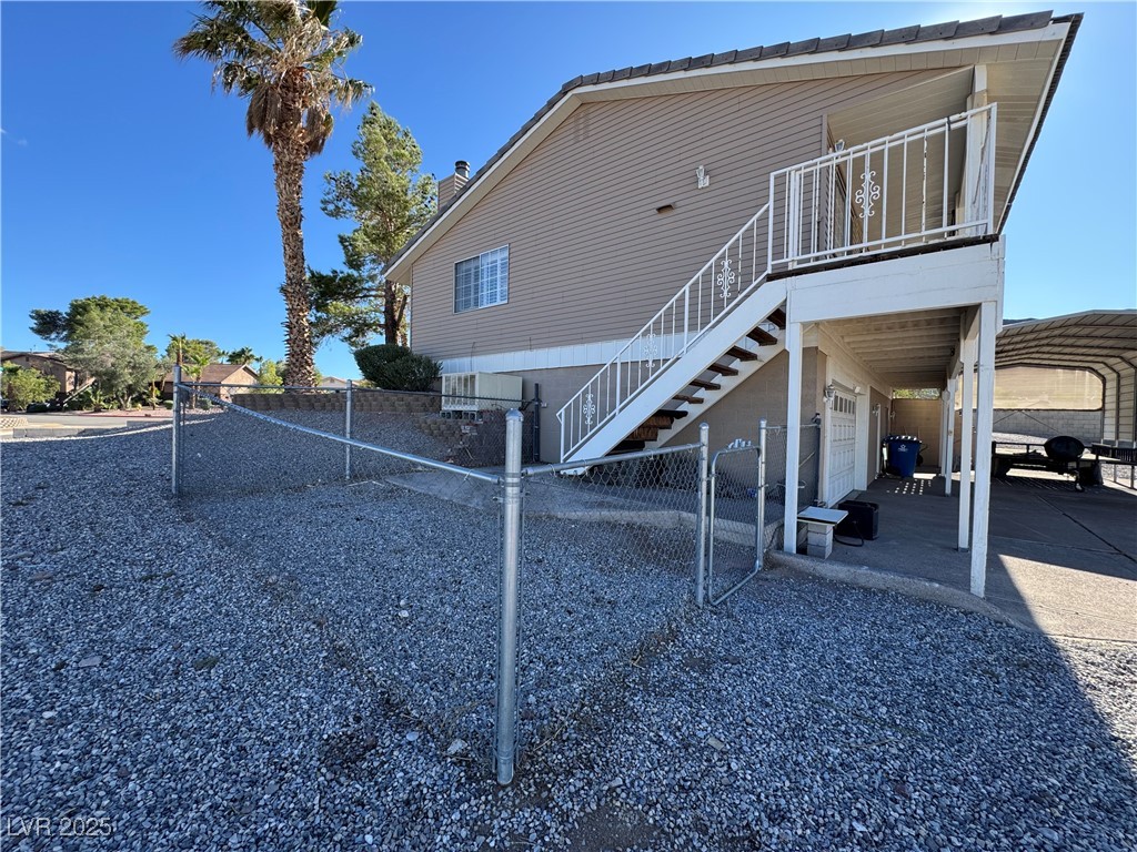 200 West Cypress Drive