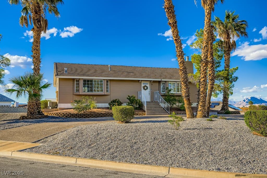 200 West Cypress Drive