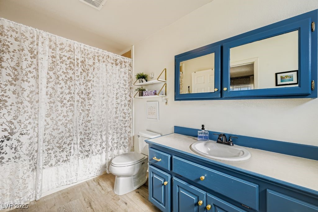 200 West Cypress Drive