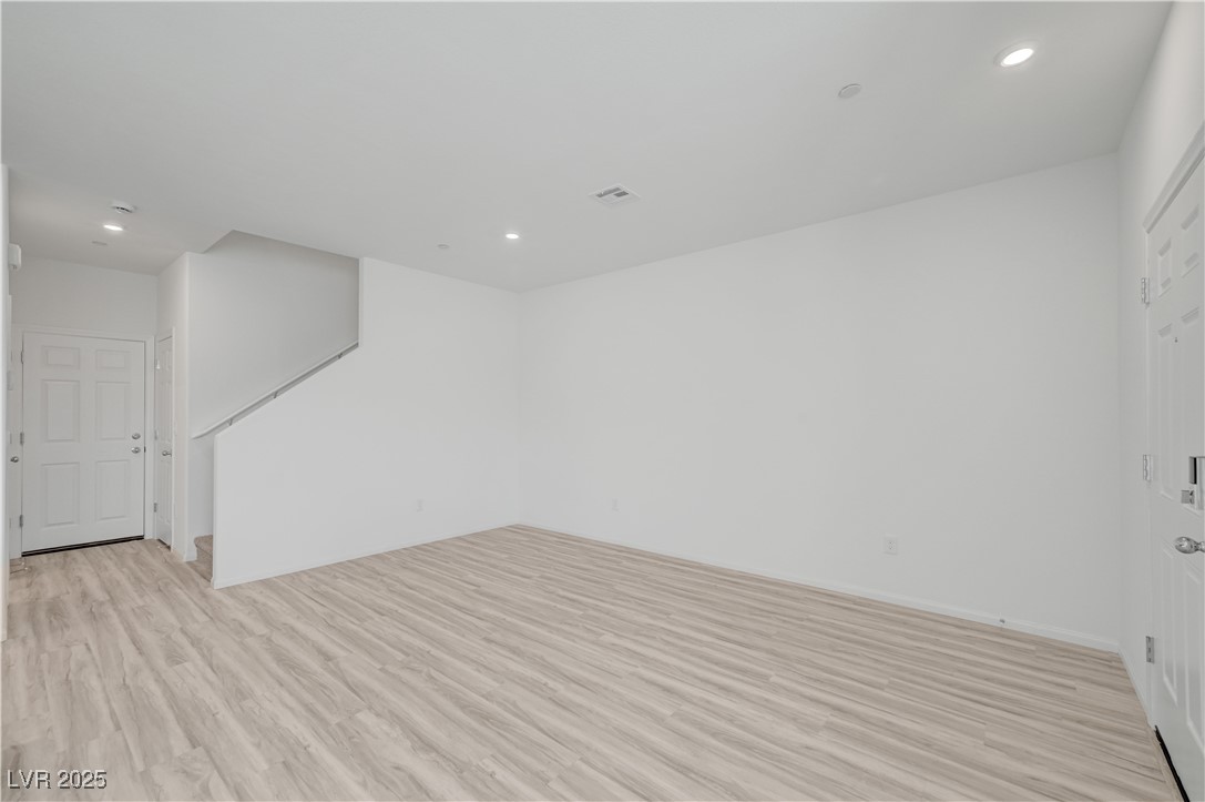 606 Bellus Place