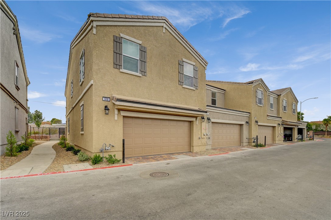 606 Bellus Place