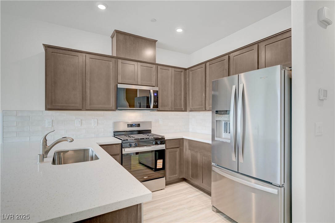 606 Bellus Place