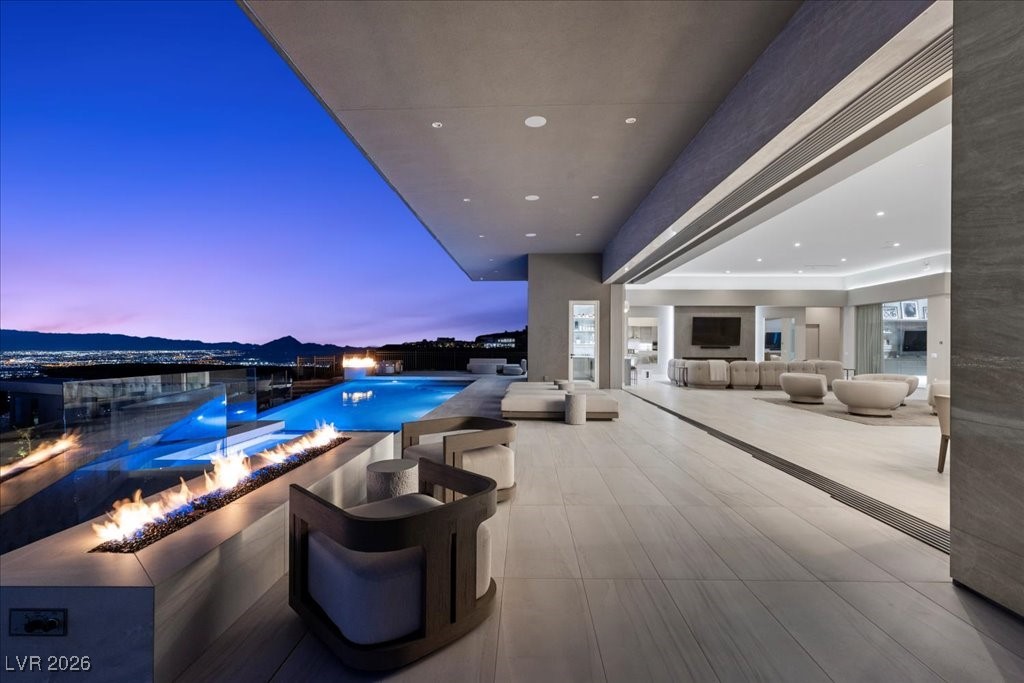 615 Scenic Rim Drive