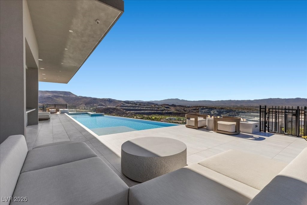 615 Scenic Rim Drive