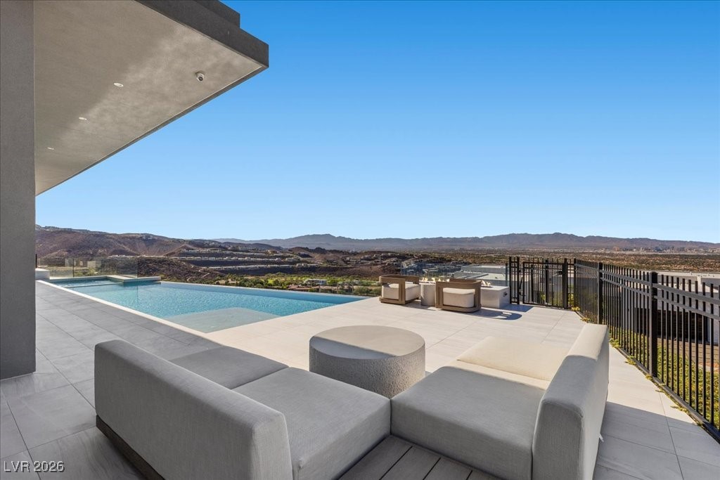 615 Scenic Rim Drive