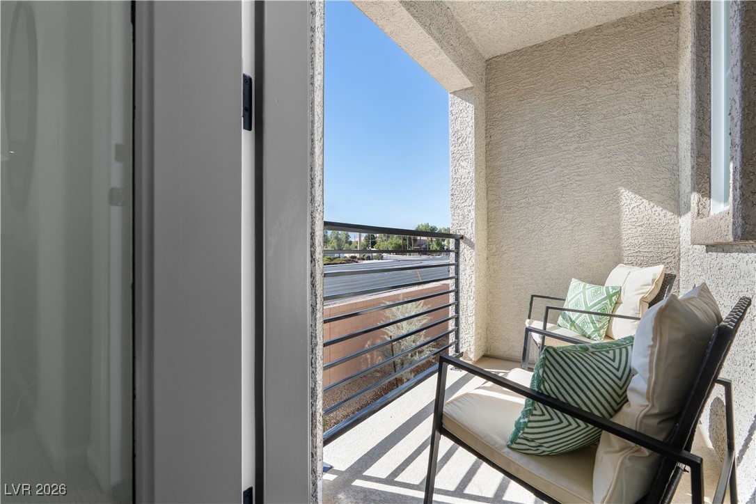 1968 Hydrangea Place