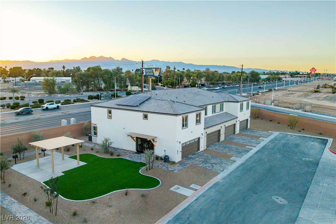 1964 Hydrangea Place