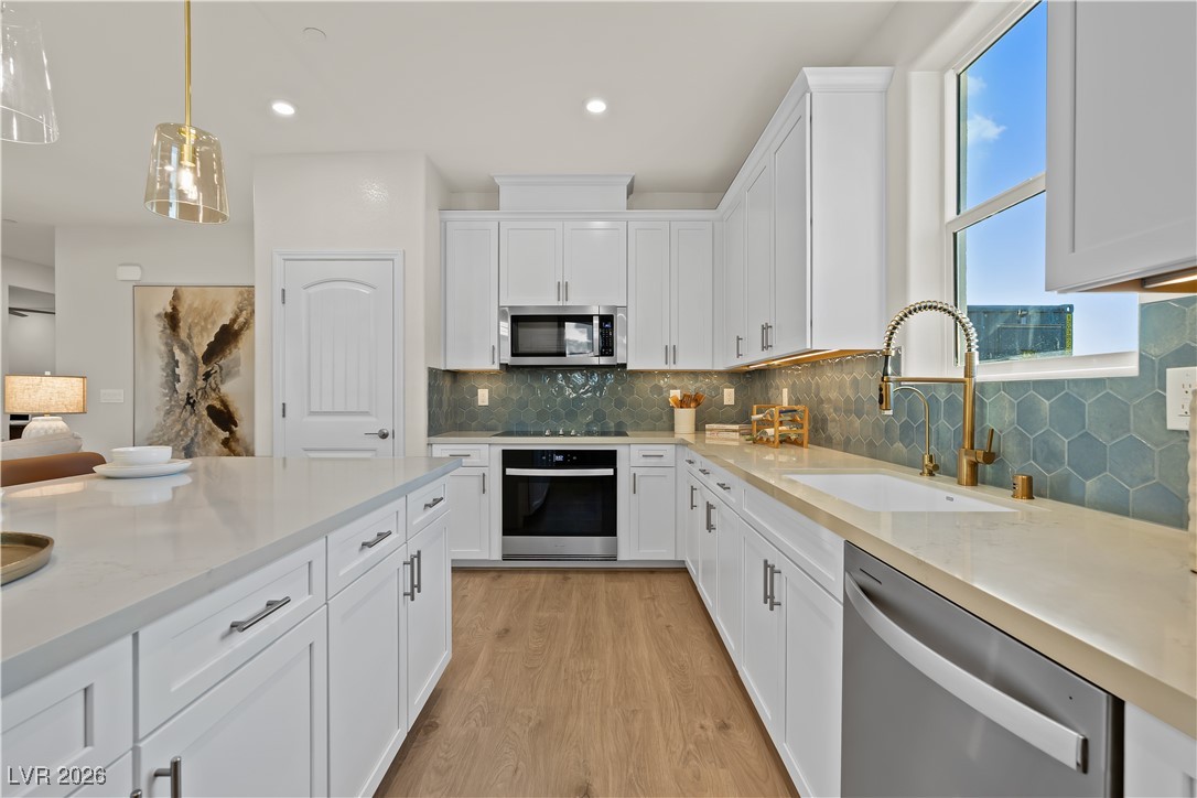 4007 Blooming Orange Avenue