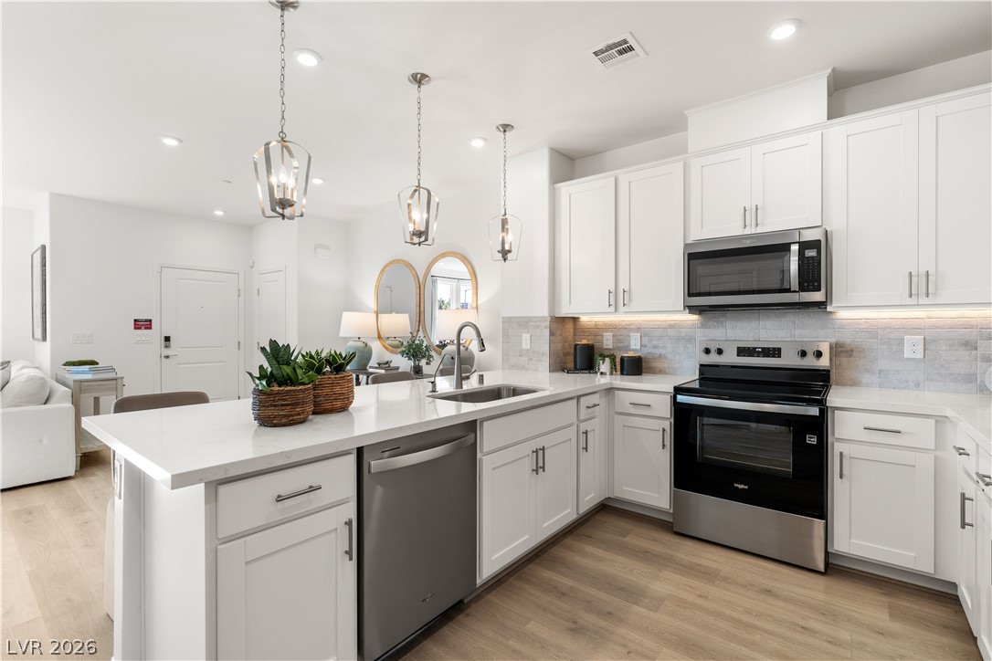 1969 Hydrangea Place