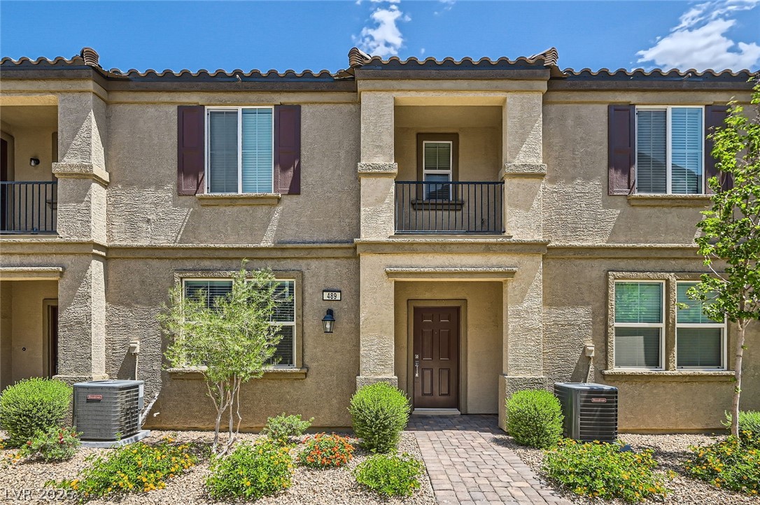489 Filaree Place