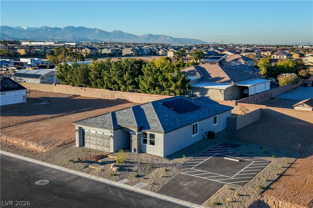 3946 Blooming Orange Avenue