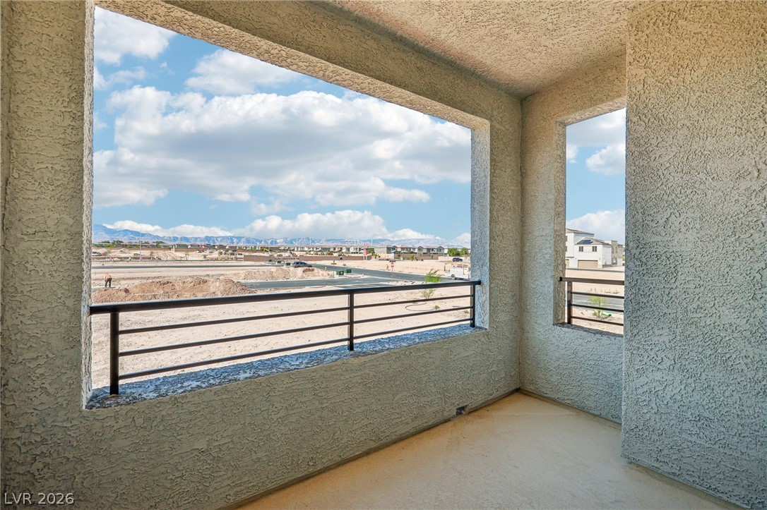 10407 Sapphire Storm Street