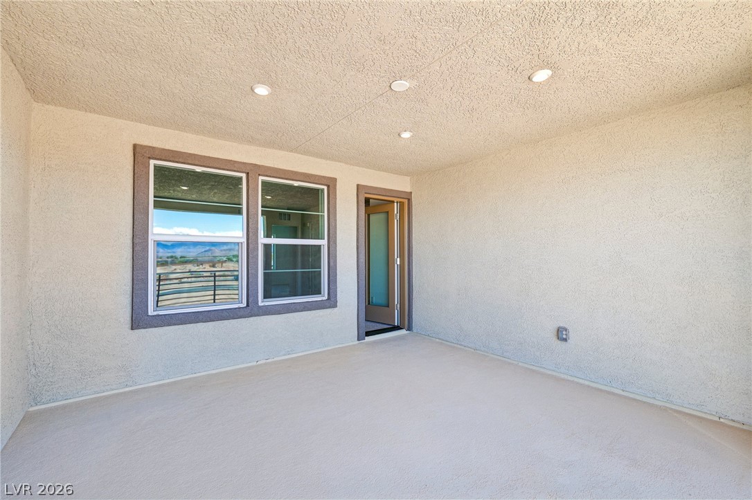 10407 Sapphire Storm Street