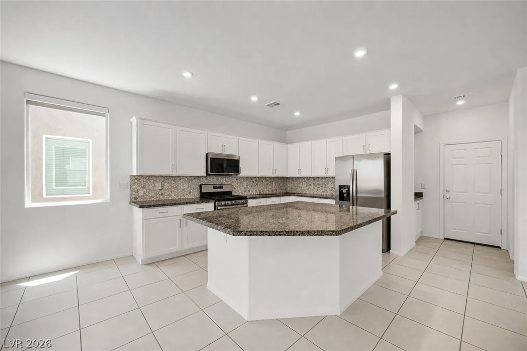 6178 Yuzu Place