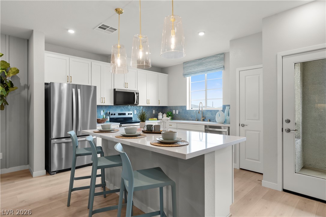 5623 Amethyst Valley Street