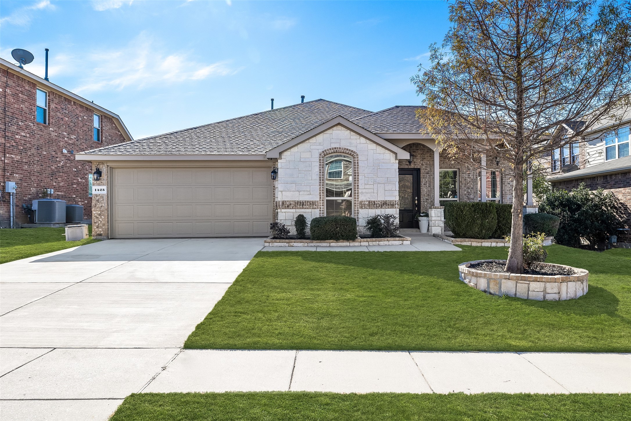 1425 Bateman Lane