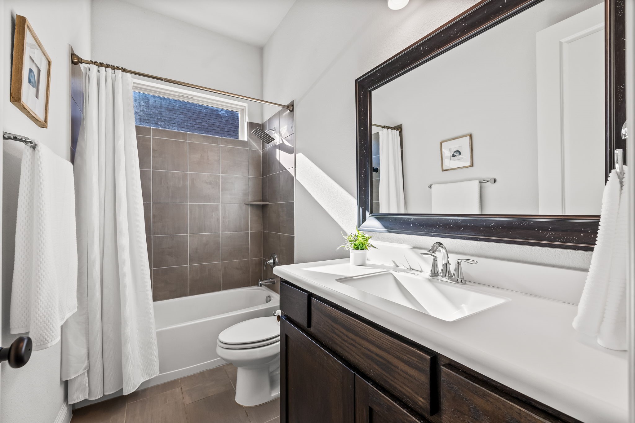 2914 Bold Ruler Road