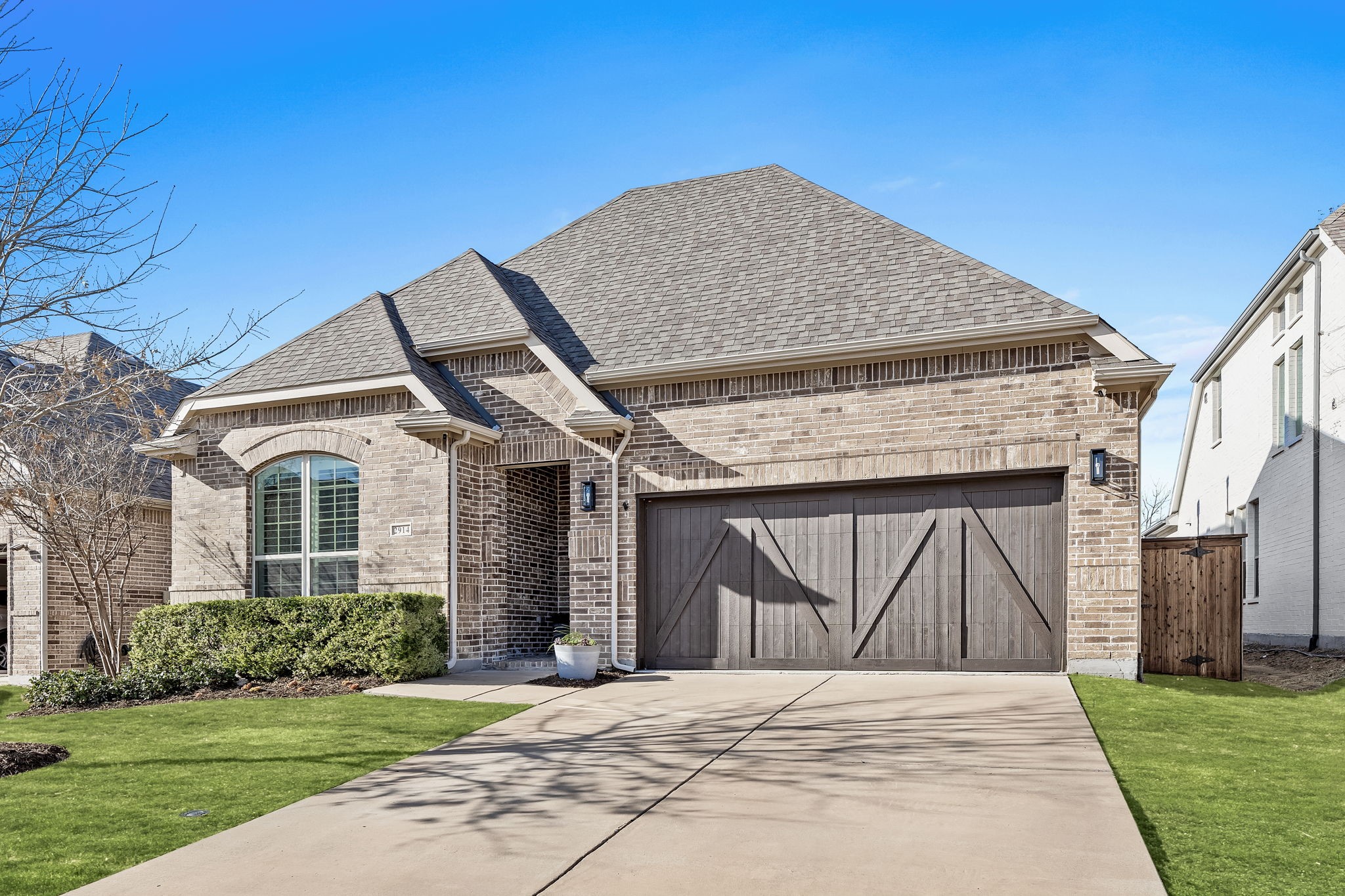 2914 Bold Ruler Road