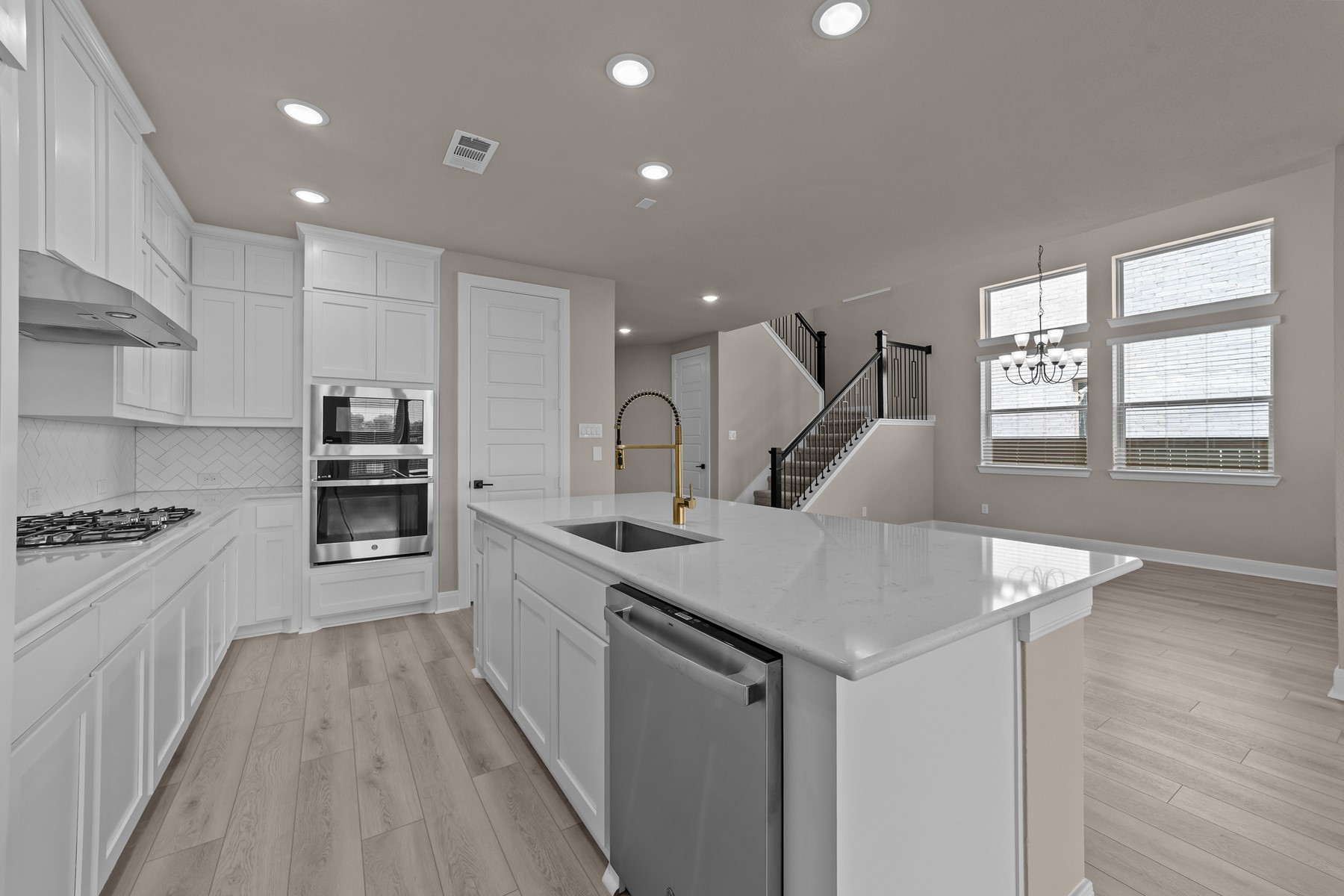 1500 Palo Duro Way