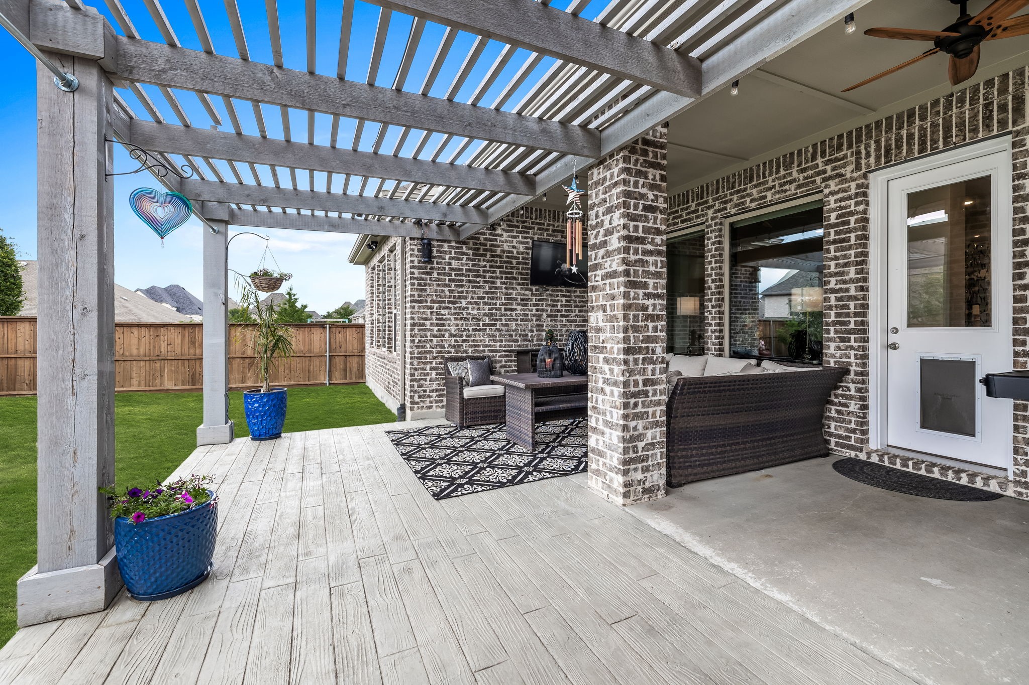 3229 Lexington Drive