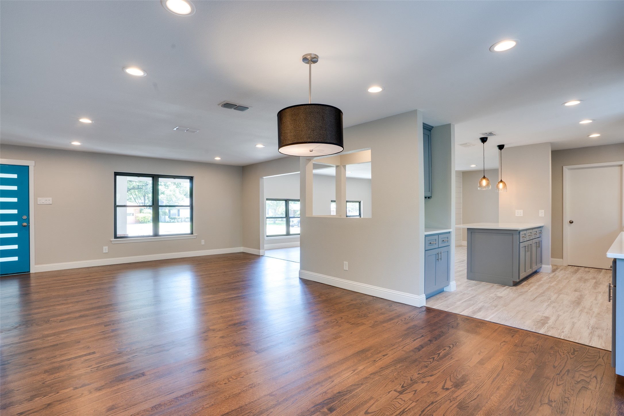 2915 Lavita Lane