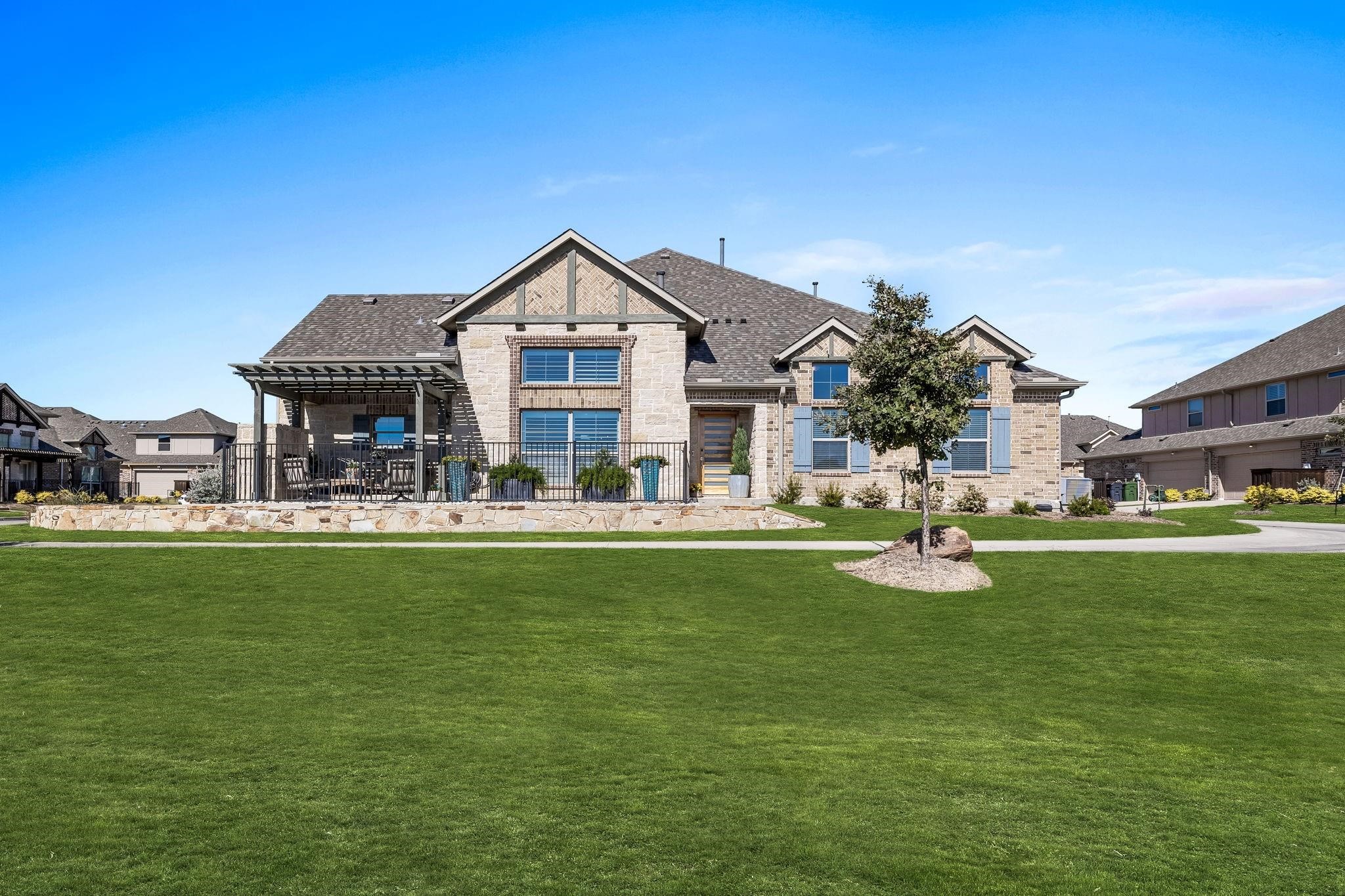 1141 Silverbell Drive