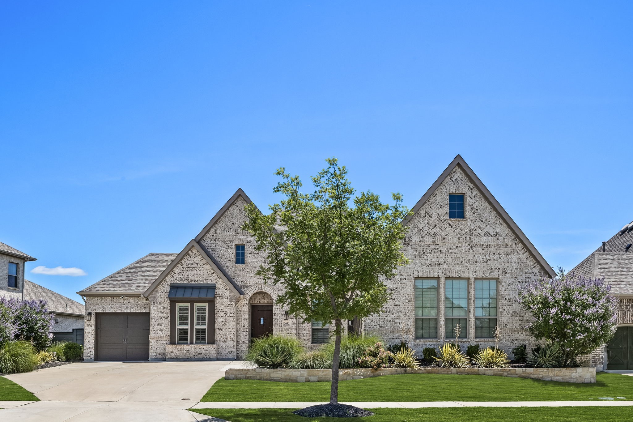 7032 Lookout Lane