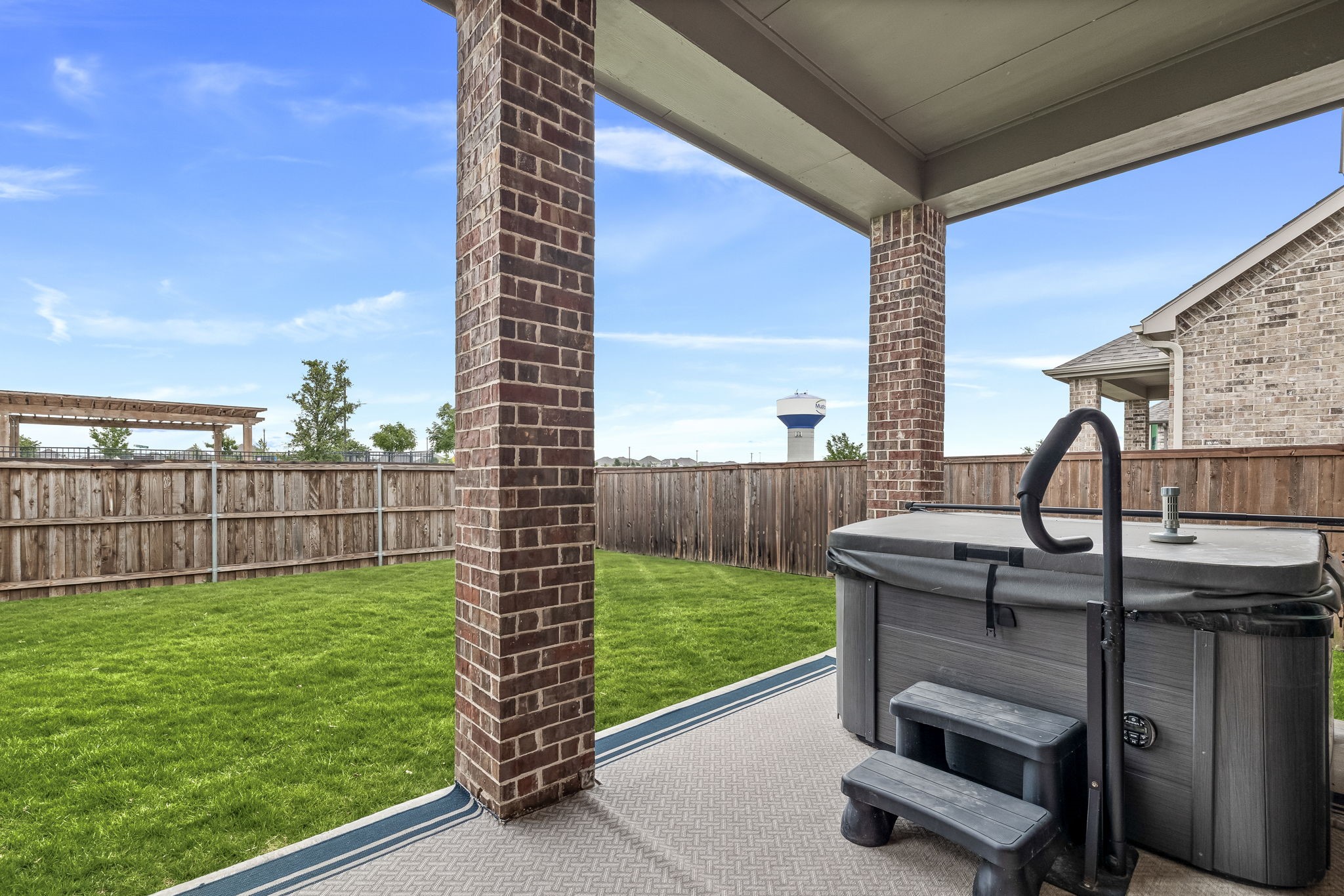 1321 Rosebush Road