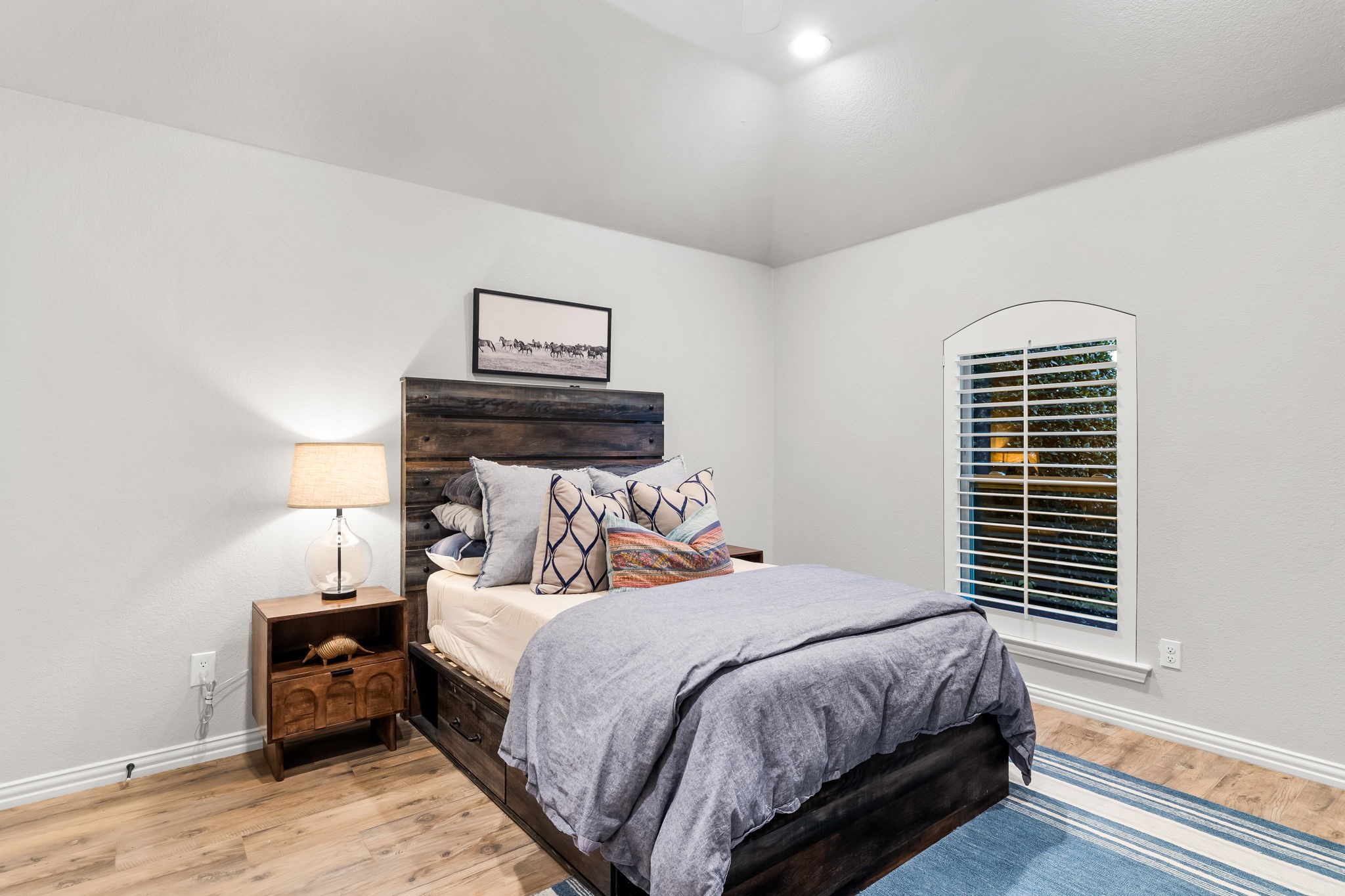 6282 Coastal Drive