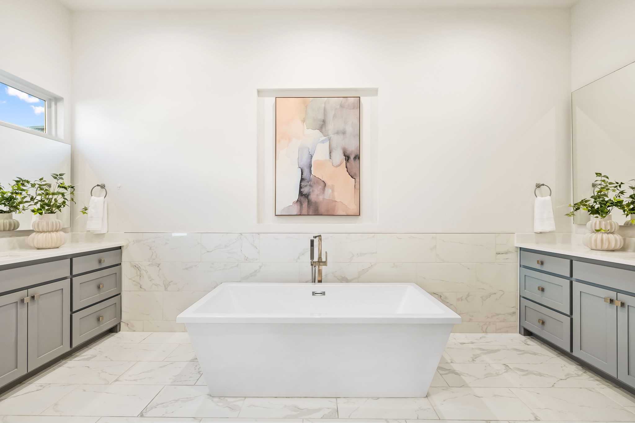 6921 Valley View Lane