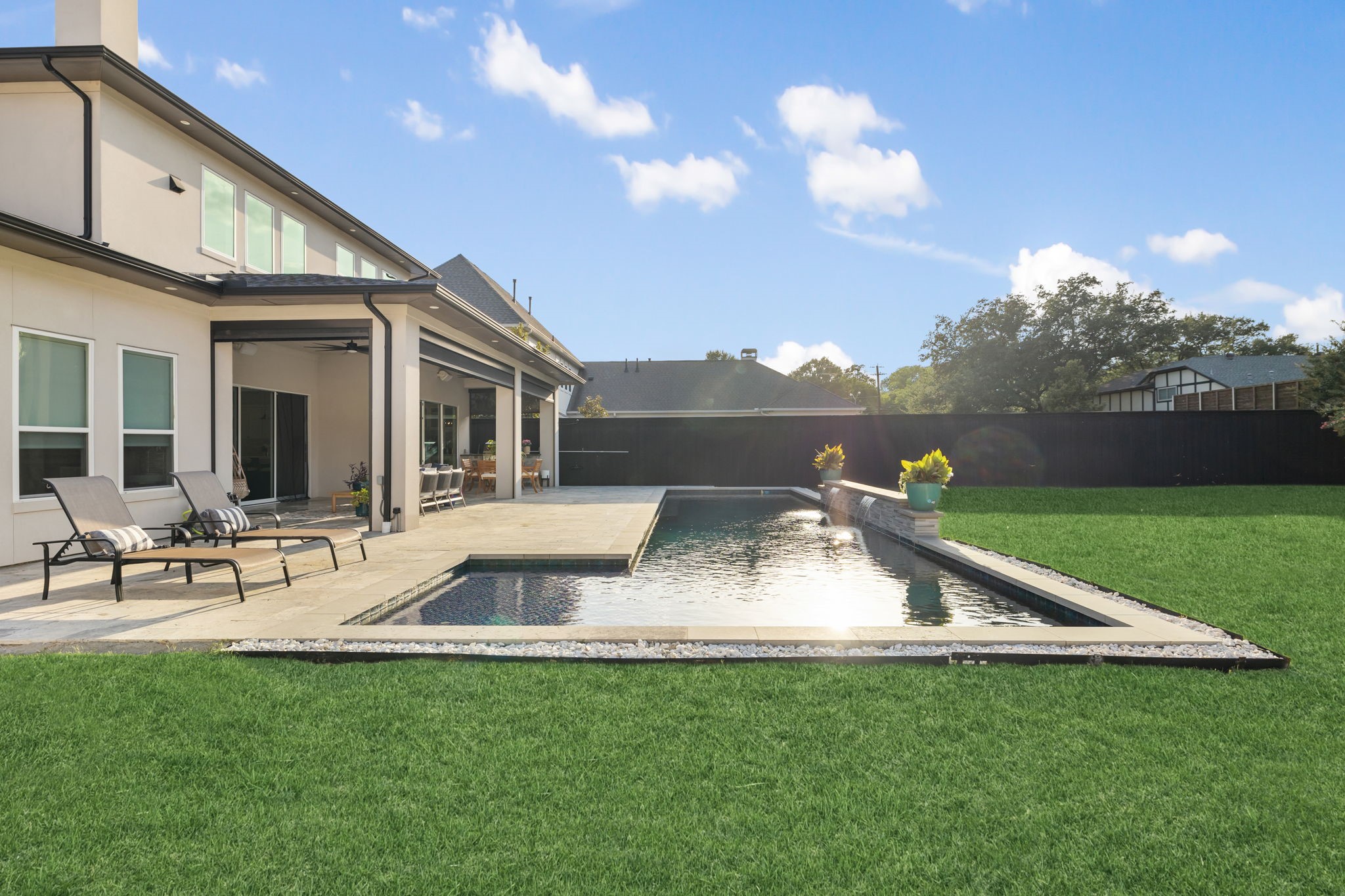 6921 Valley View Lane