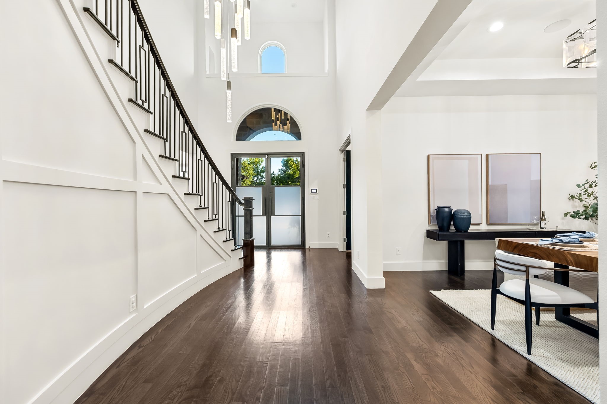 6921 Valley View Lane