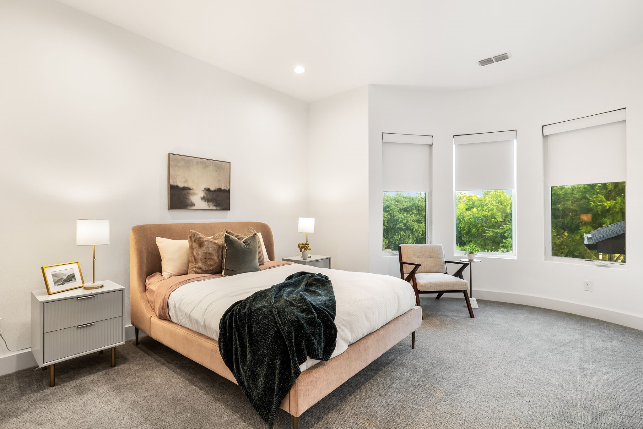 6921 Valley View Lane