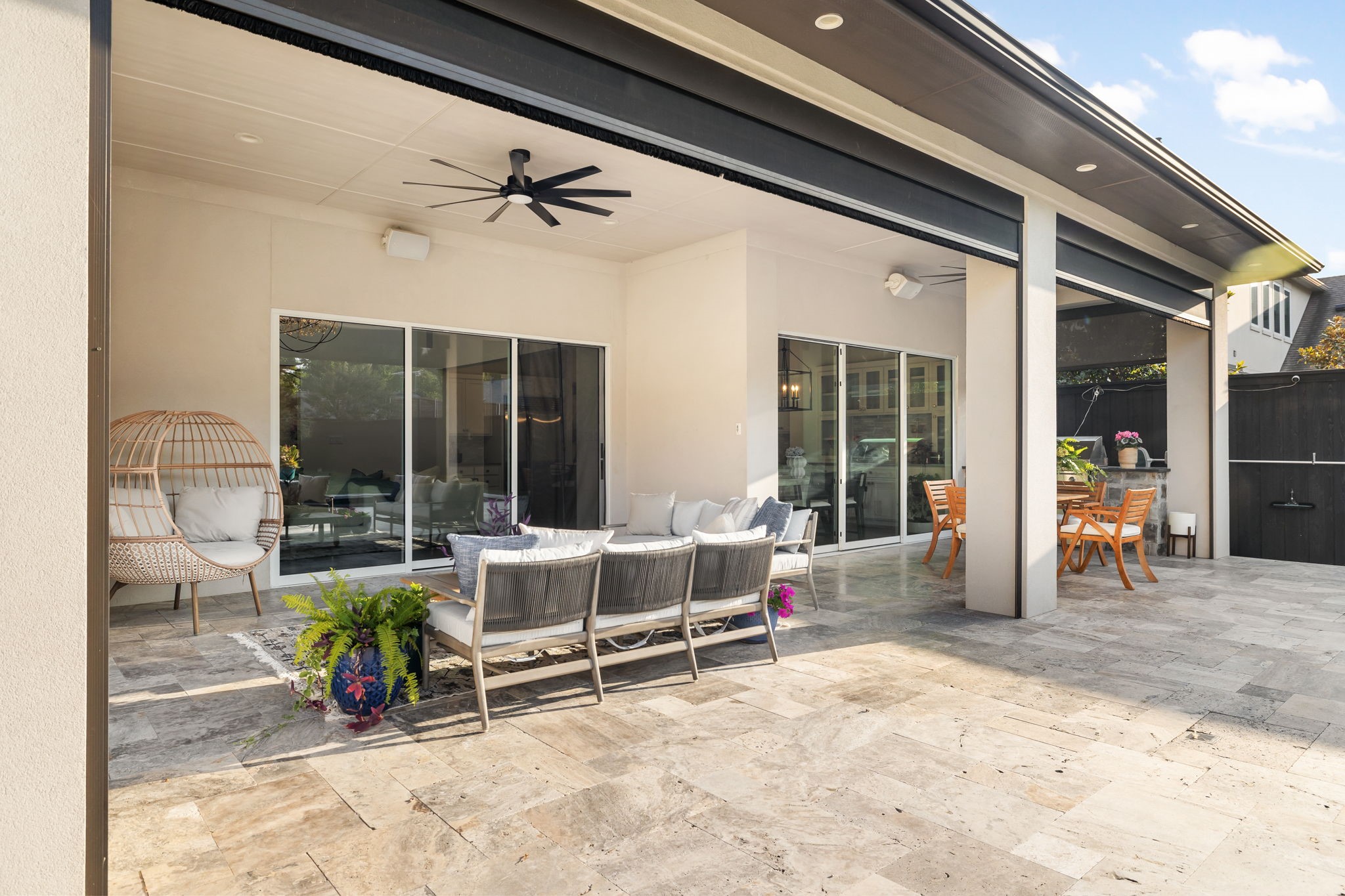 6921 Valley View Lane