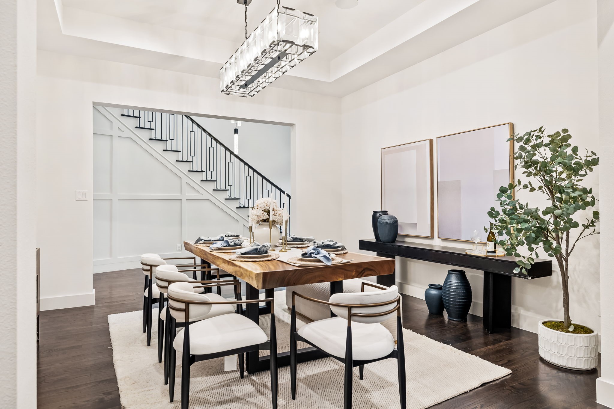 6921 Valley View Lane