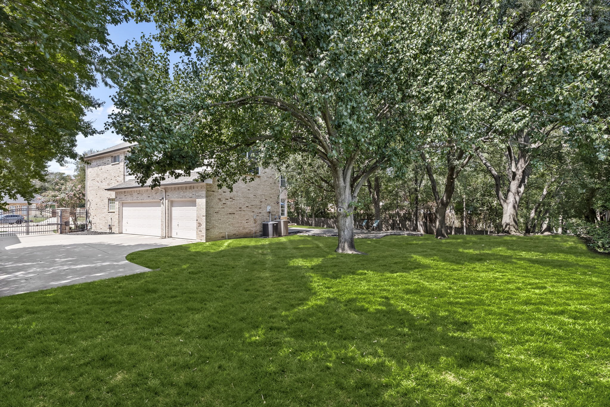 4210 Edgeview Court