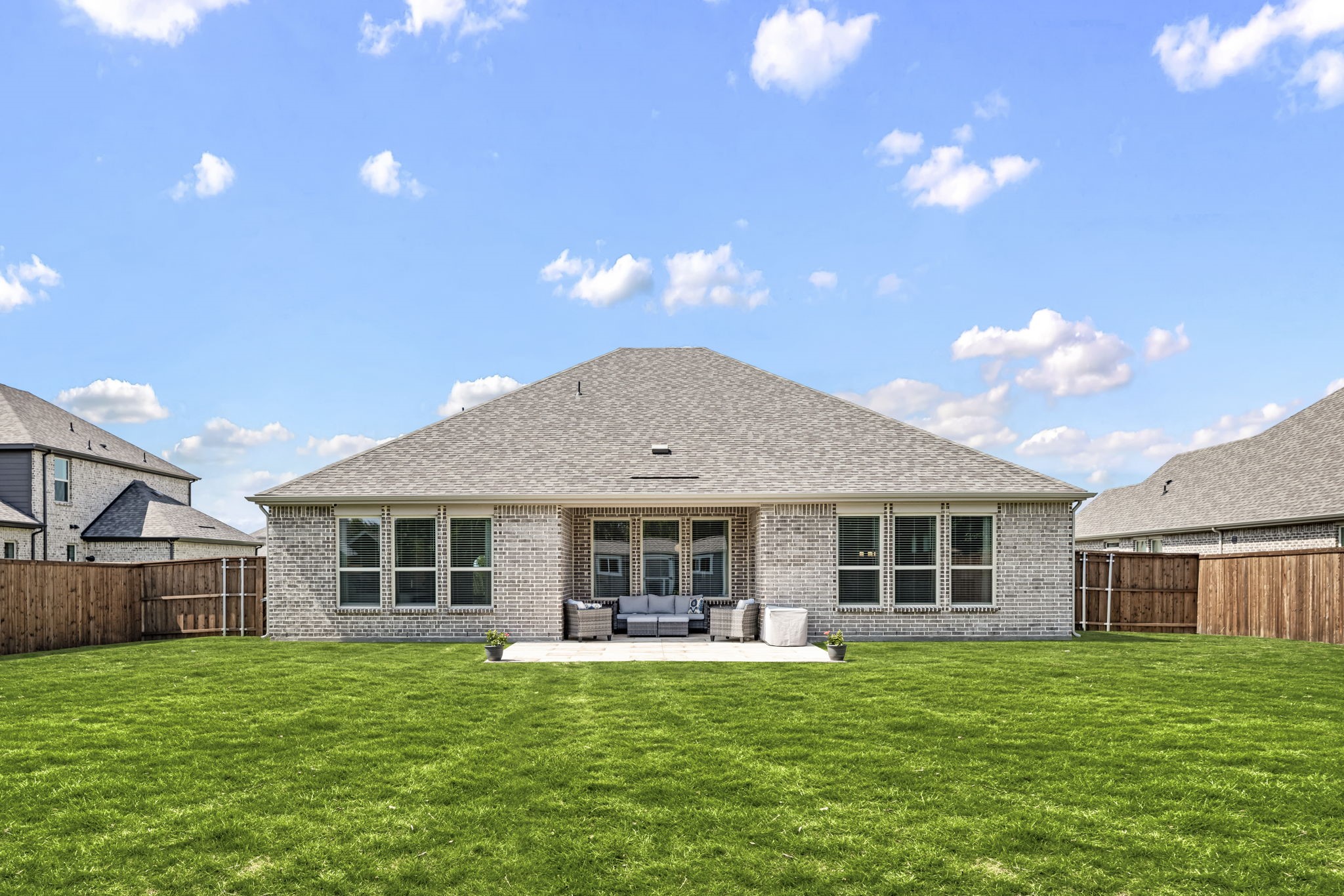 411 Heritage Hill Drive