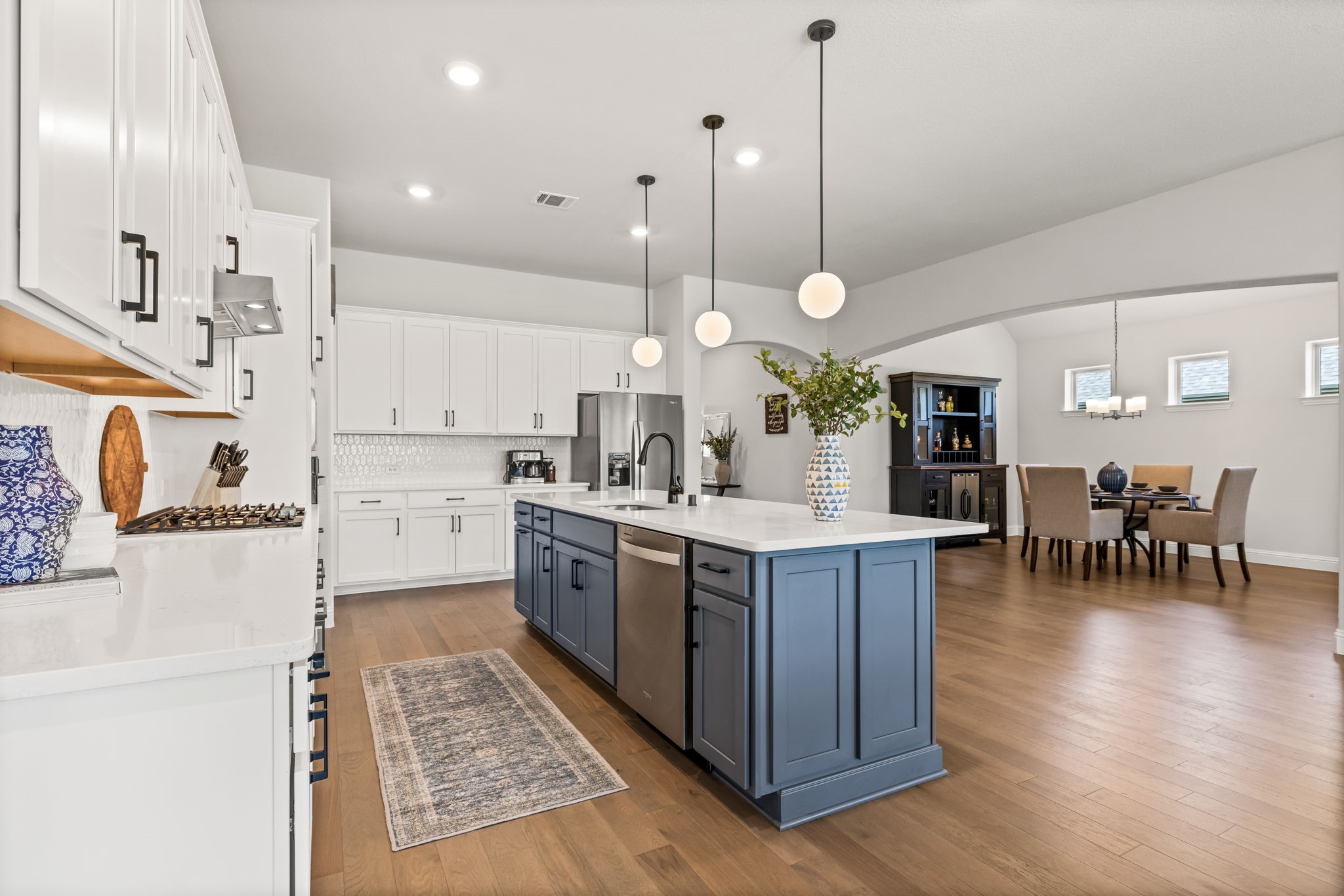 411 Heritage Hill Drive