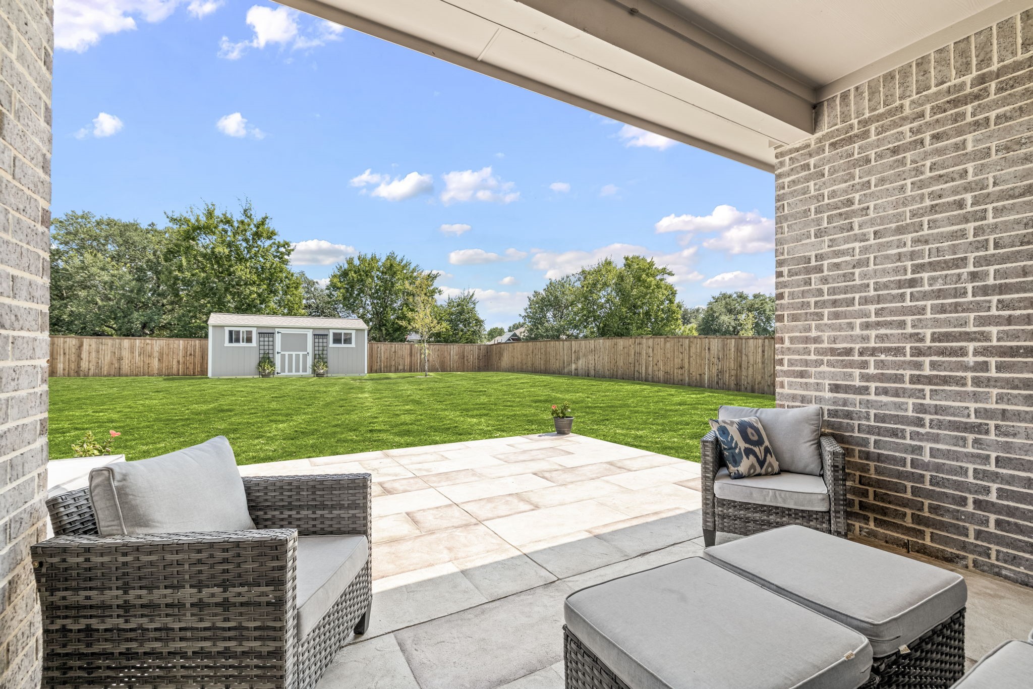 411 Heritage Hill Drive